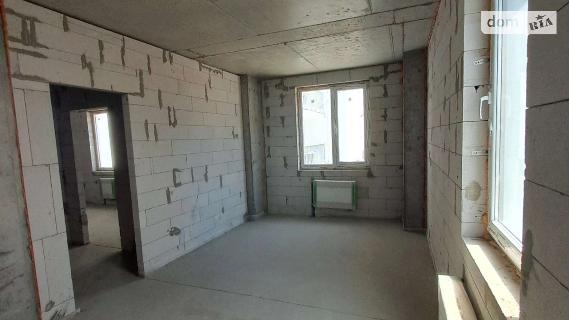 Продается 2-комнатная квартира 45 кв. м в Крыжановка, ул. Академика Сахарова, 11 - фото 2