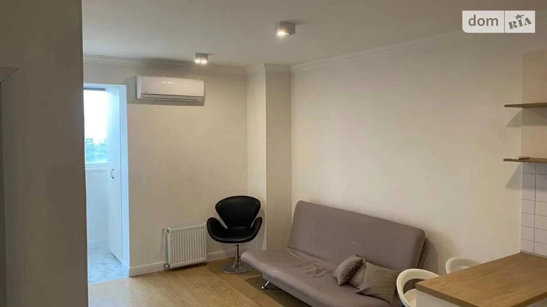 Продается 1-комнатная квартира 31 кв. м в Киеве, ул. Западная, 10 - фото 2