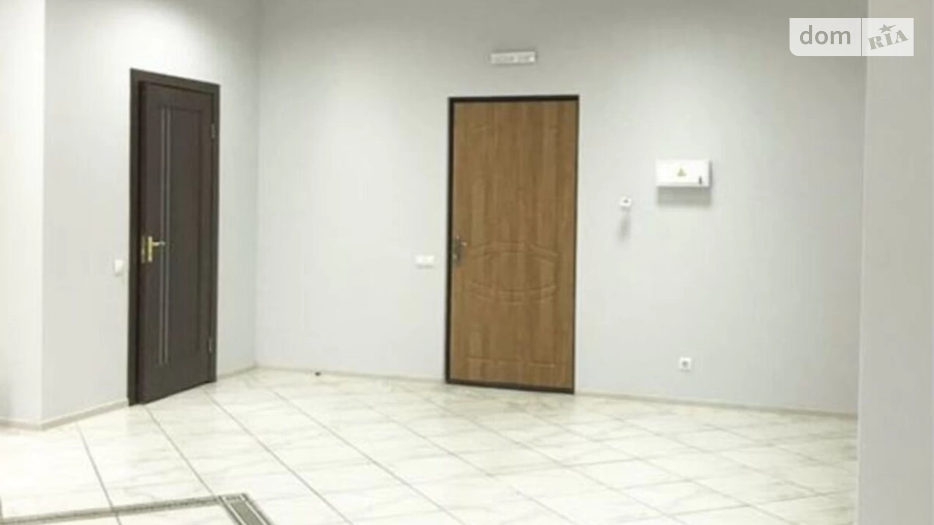 Продається офіс 50 кв. м в бізнес-центрі, цена: 50000 $ - фото 5