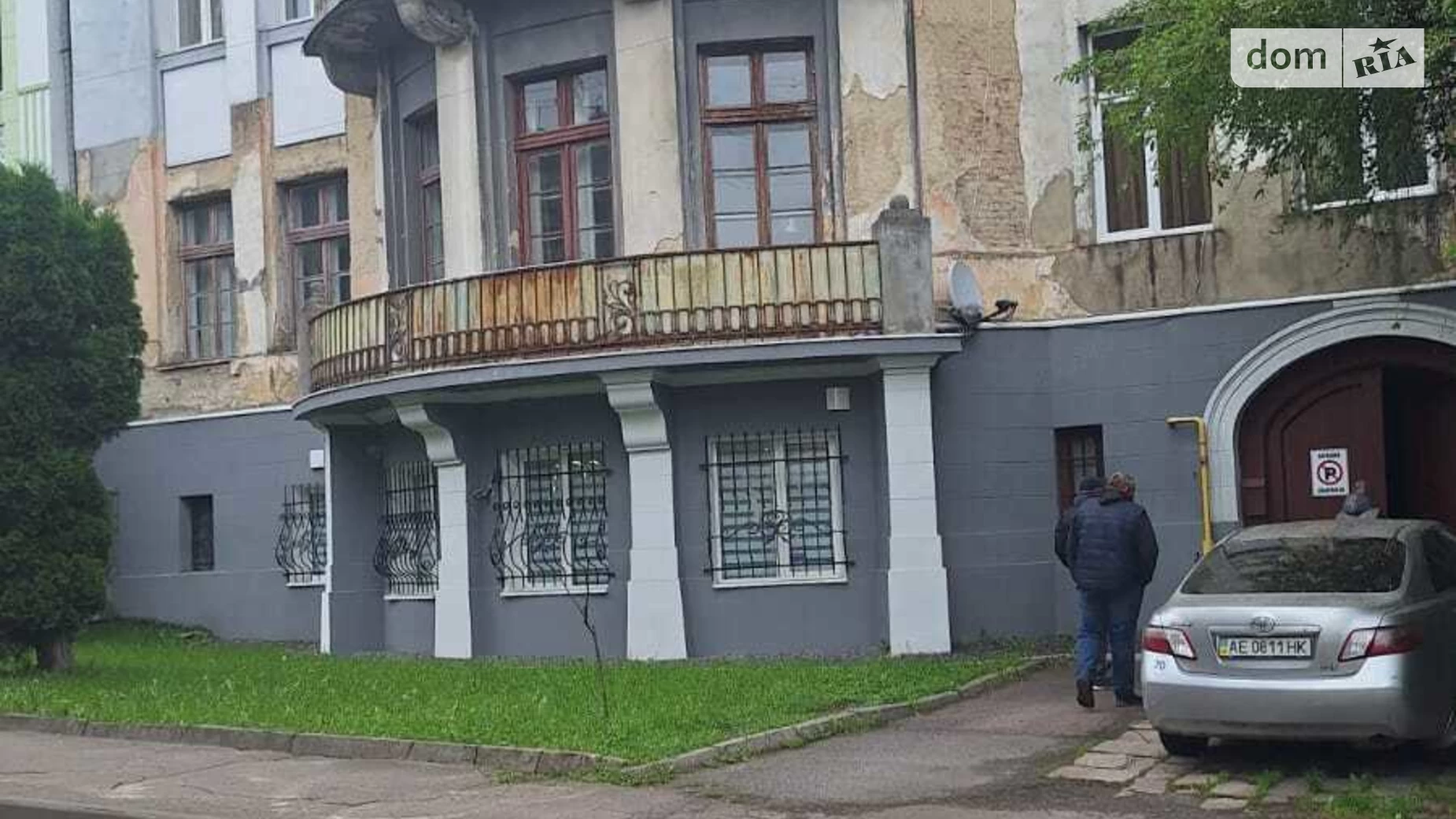 Продается 3-комнатная квартира 75.8 кв. м в Дрогобыче - фото 2