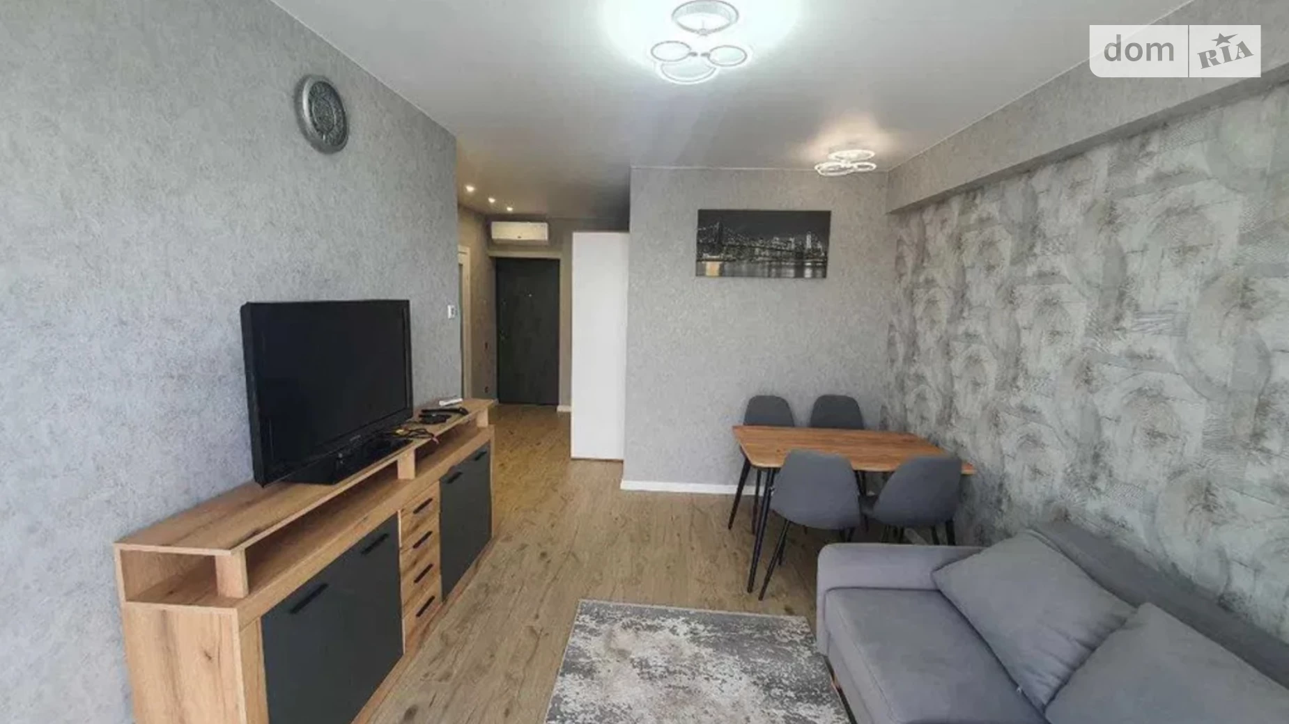 Продается 1-комнатная квартира 40 кв. м в Днепре, ул. Сичеславская, 7 - фото 2