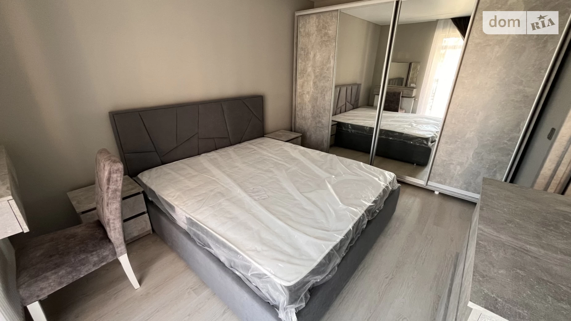 Продается 1-комнатная квартира 32.6 кв. м в Ужгороде, ул. Богомольца, 19 - фото 3