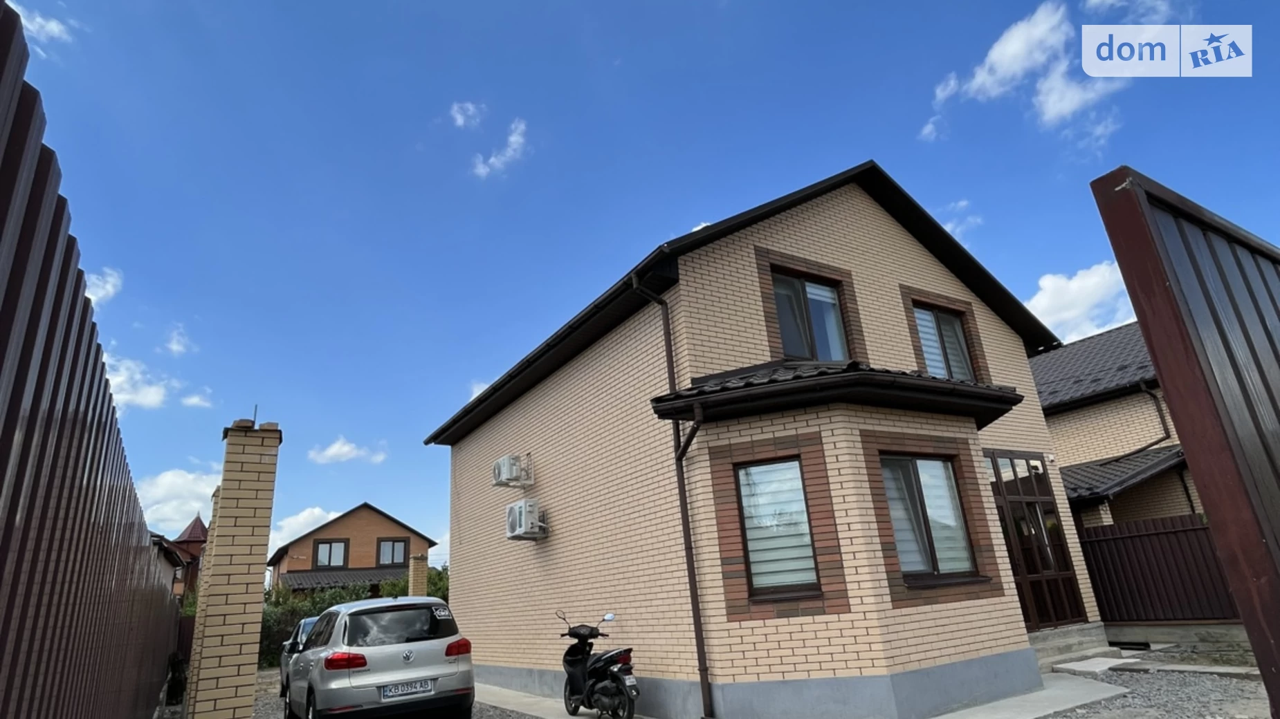 Продается дом на 2 этажа 120 кв. м с мансардой, цена: 180000 $ - фото 2