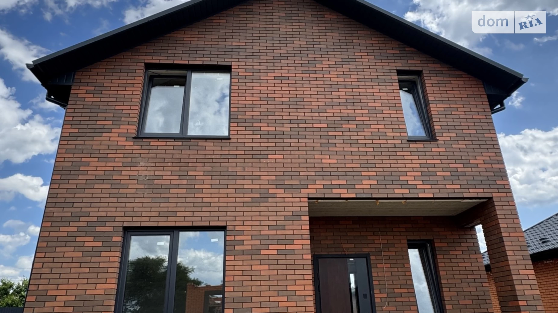 Продается дом на 2 этажа 120 кв. м с балконом, цена: 92000 $ - фото 2