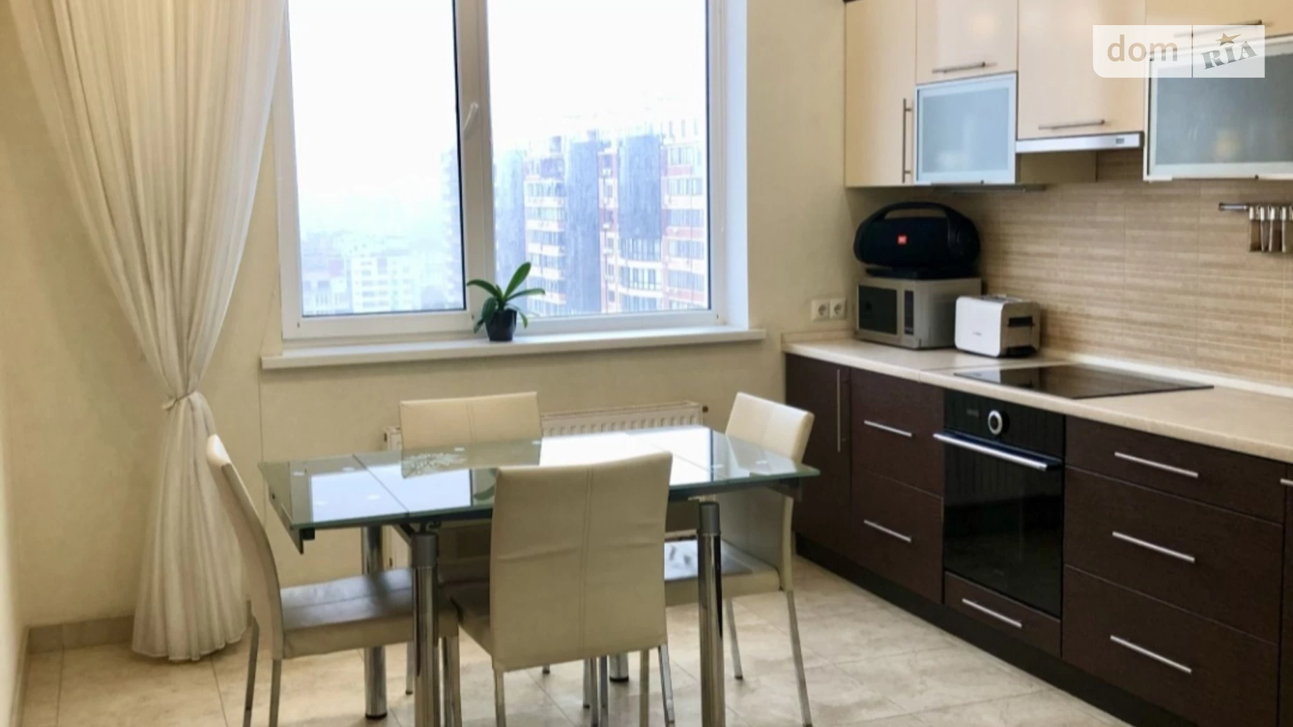 Сдается в аренду 2-комнатная квартира 80 кв. м в Одессе, ул. Армейская, 11/1 - фото 2