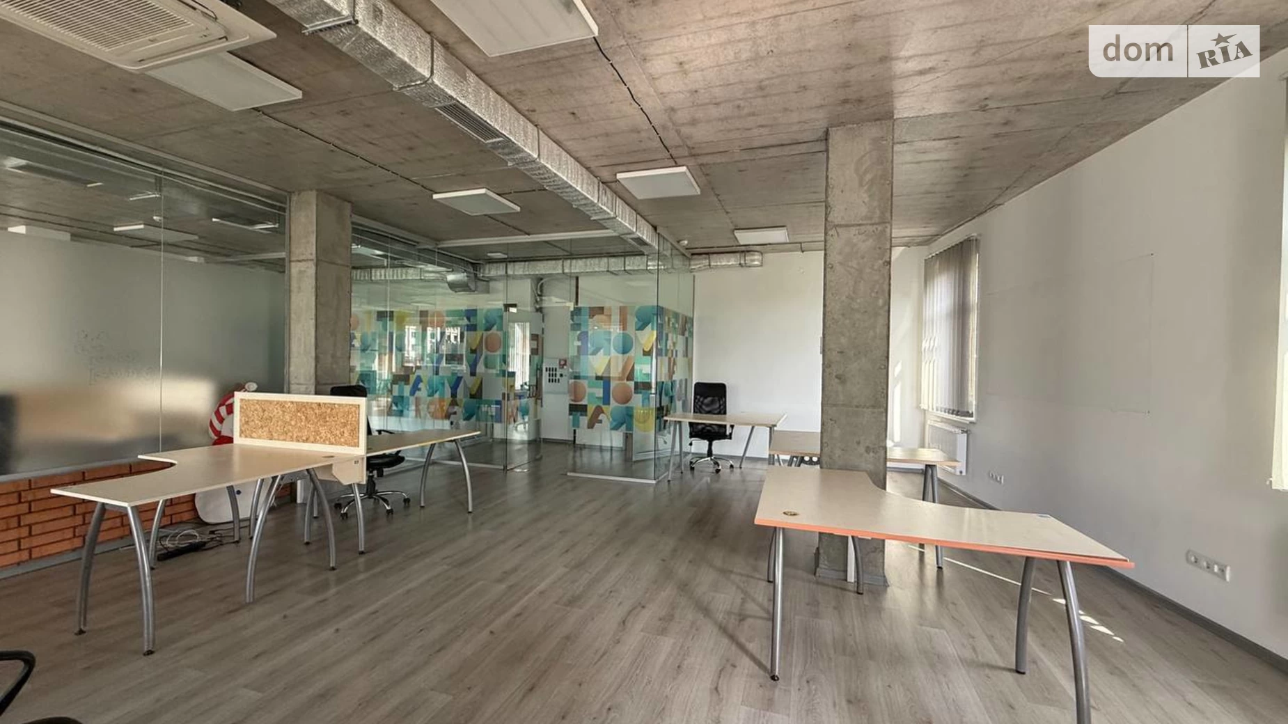 Здається в оренду офіс 440 кв. м в бізнес-центрі, цена: 5280 $ - фото 2