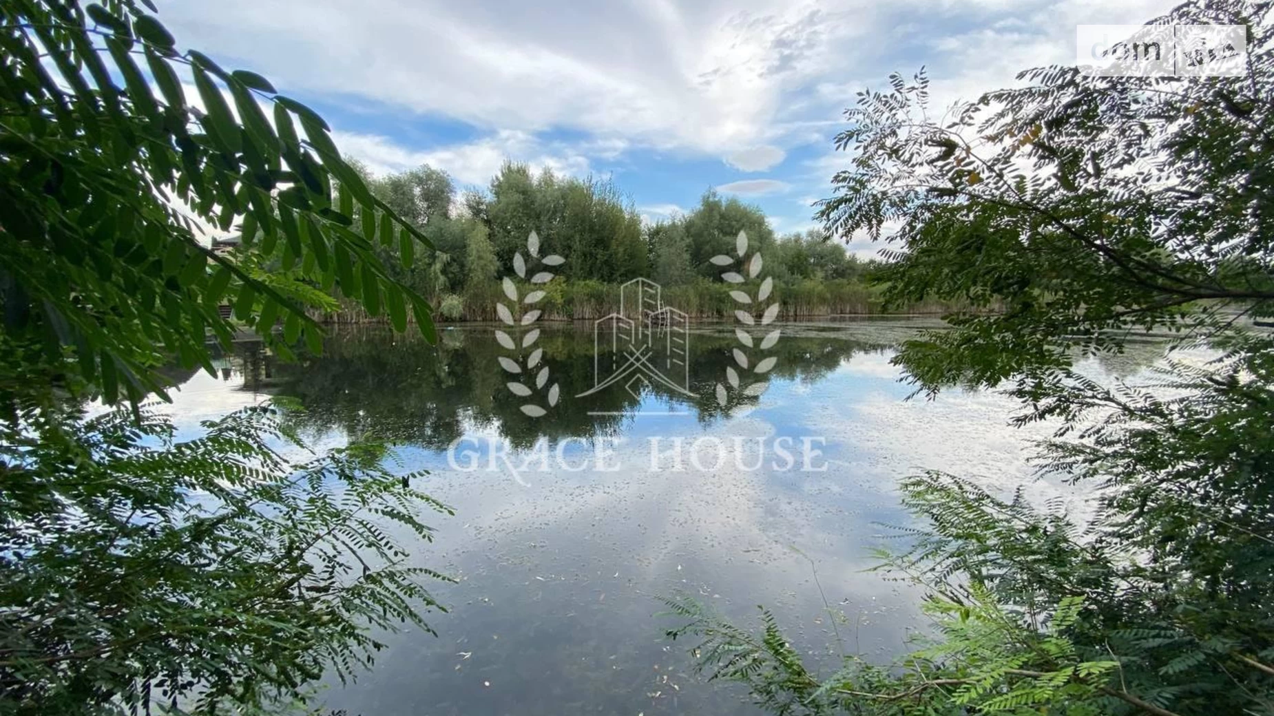 Сдается в аренду дом на 3 этажа 272.5 кв. м с камином, цена: 1500 $ - фото 2
