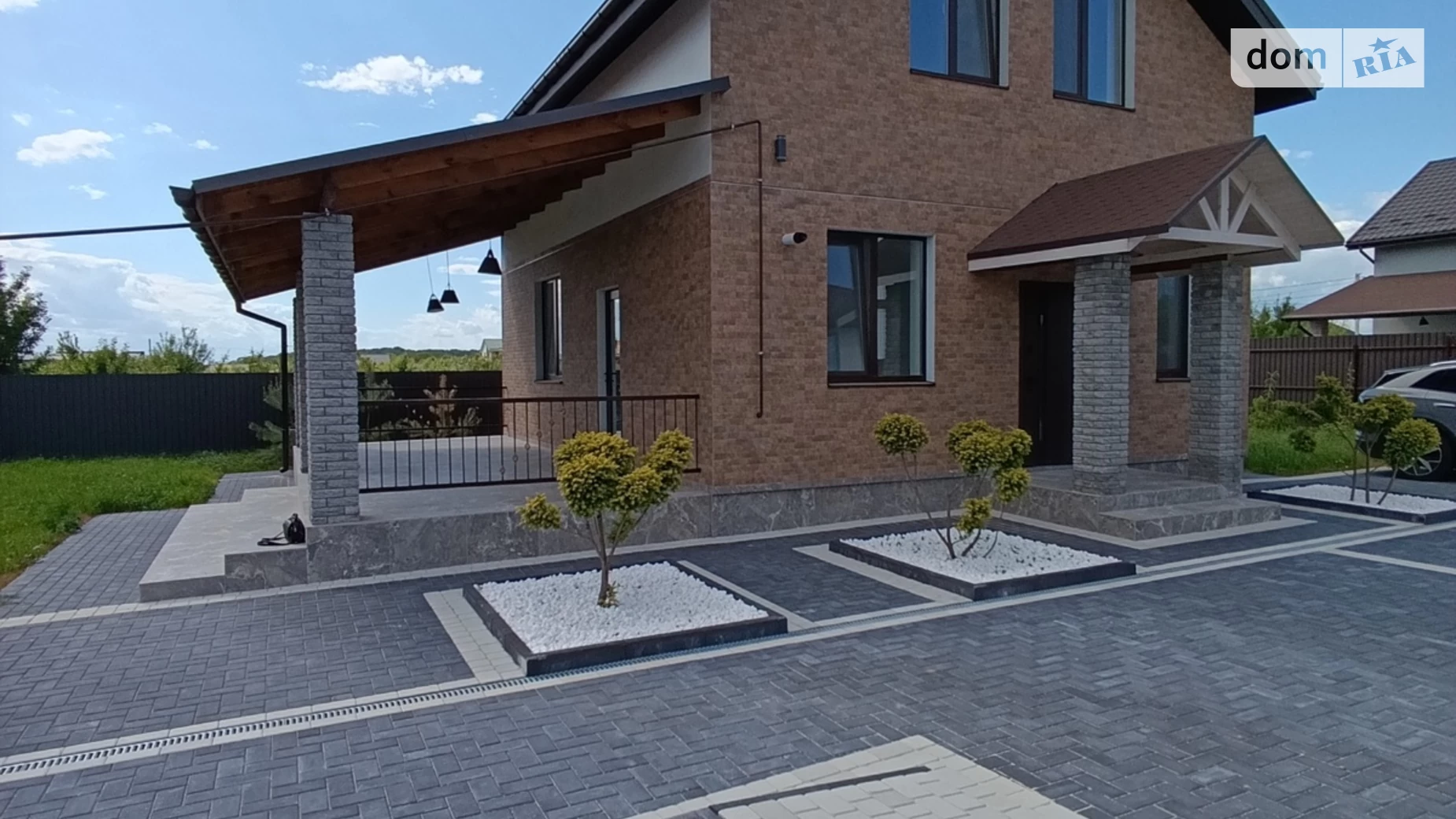 Продается дом на 2 этажа 100 кв. м с мансардой, цена: 125000 $ - фото 2