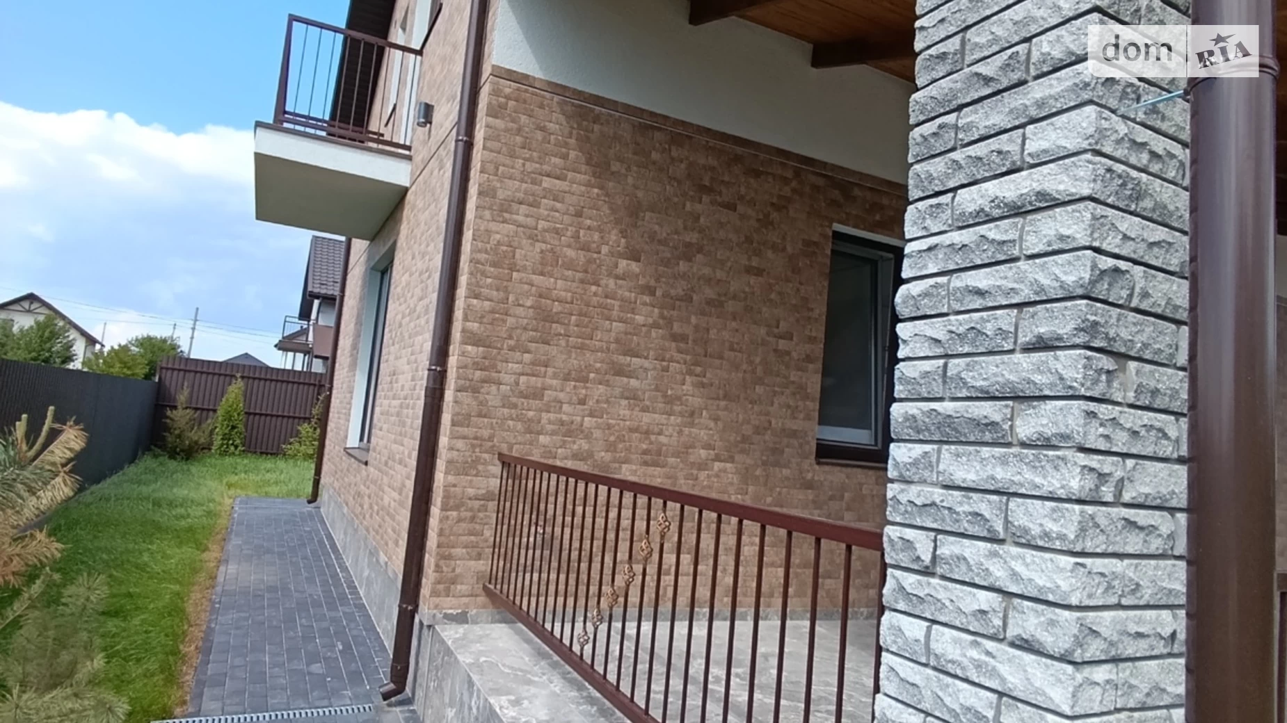 Продается дом на 2 этажа 100 кв. м с мансардой, цена: 125000 $ - фото 3