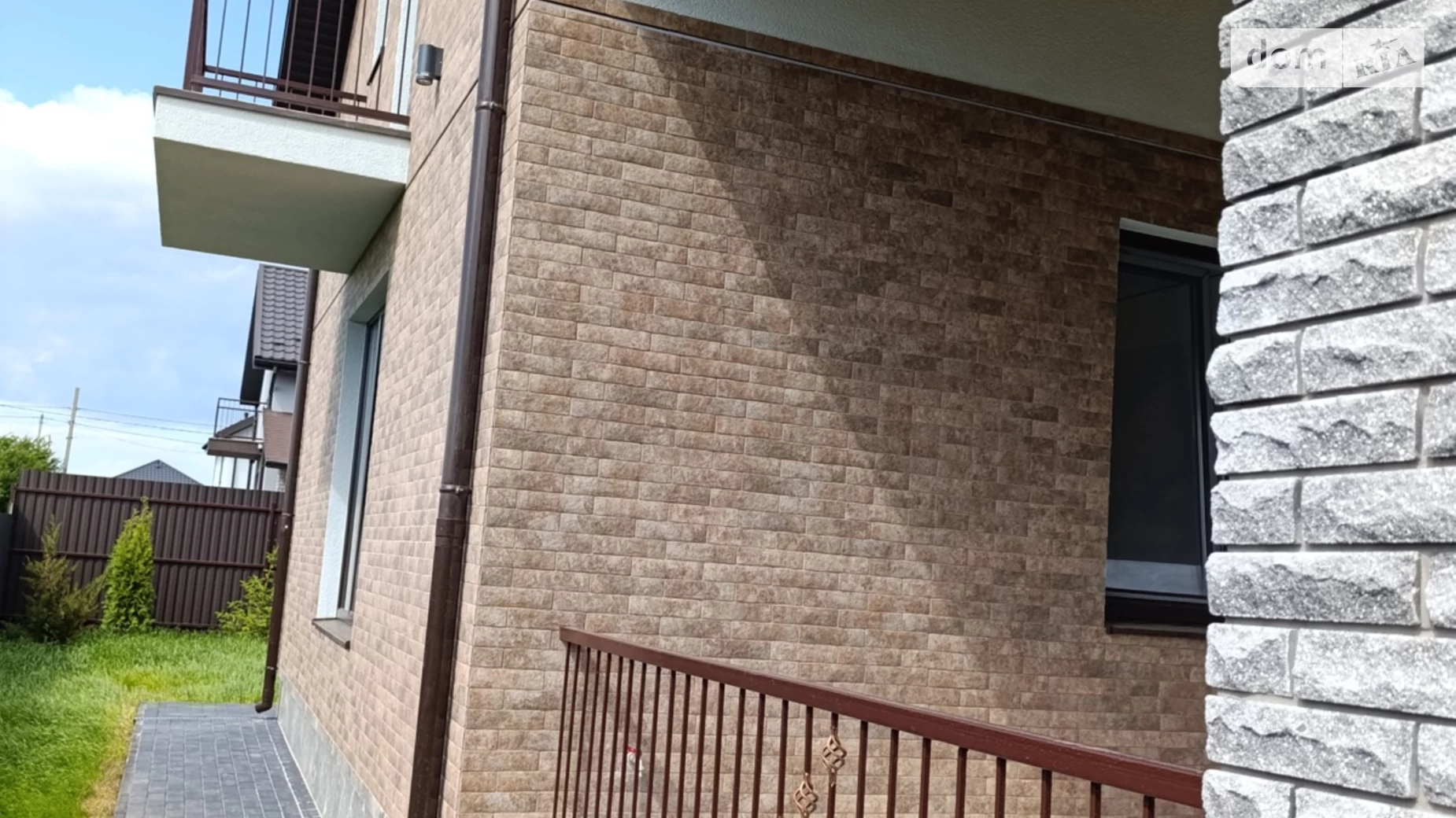 Продается дом на 2 этажа 100 кв. м с мансардой, цена: 125000 $ - фото 4
