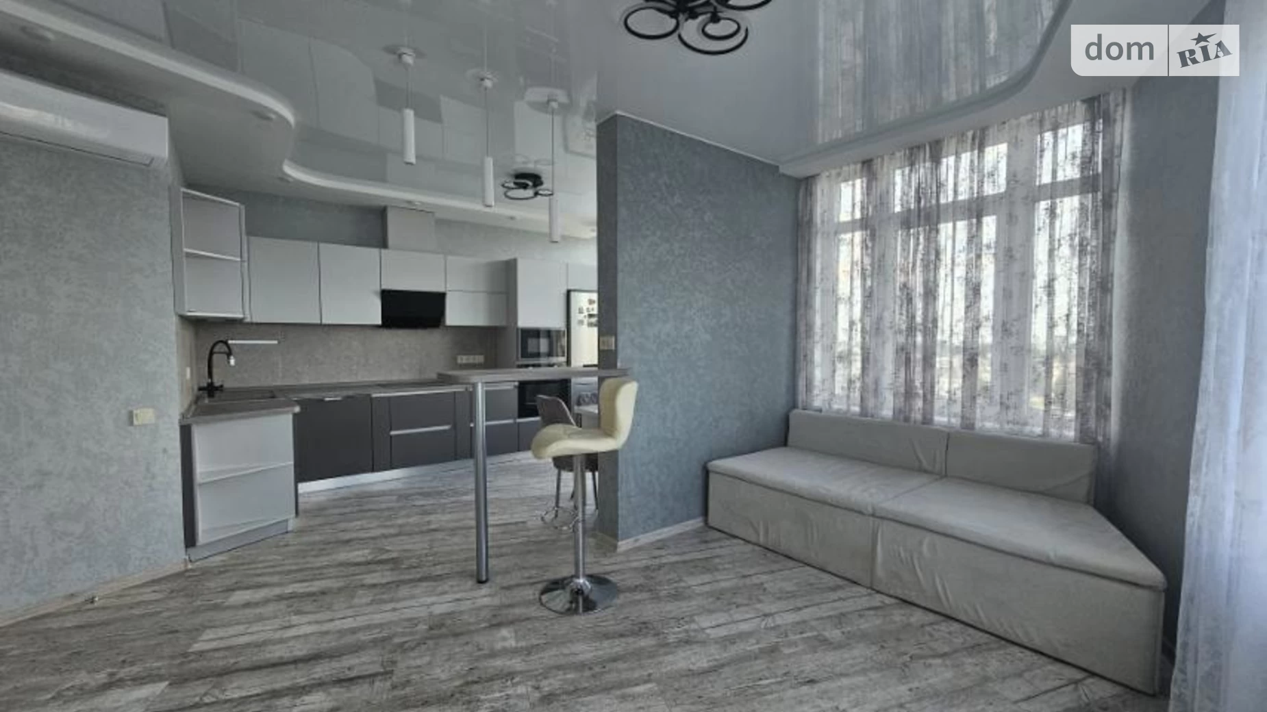 Продается 3-комнатная квартира 73 кв. м в Одессе, ул. Бассейная, 6А - фото 2