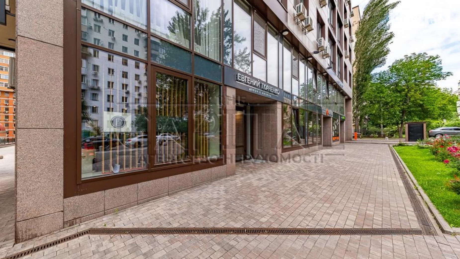 Здається в оренду офіс 75 кв. м в бізнес-центрі, цена: 2250 $ - фото 2