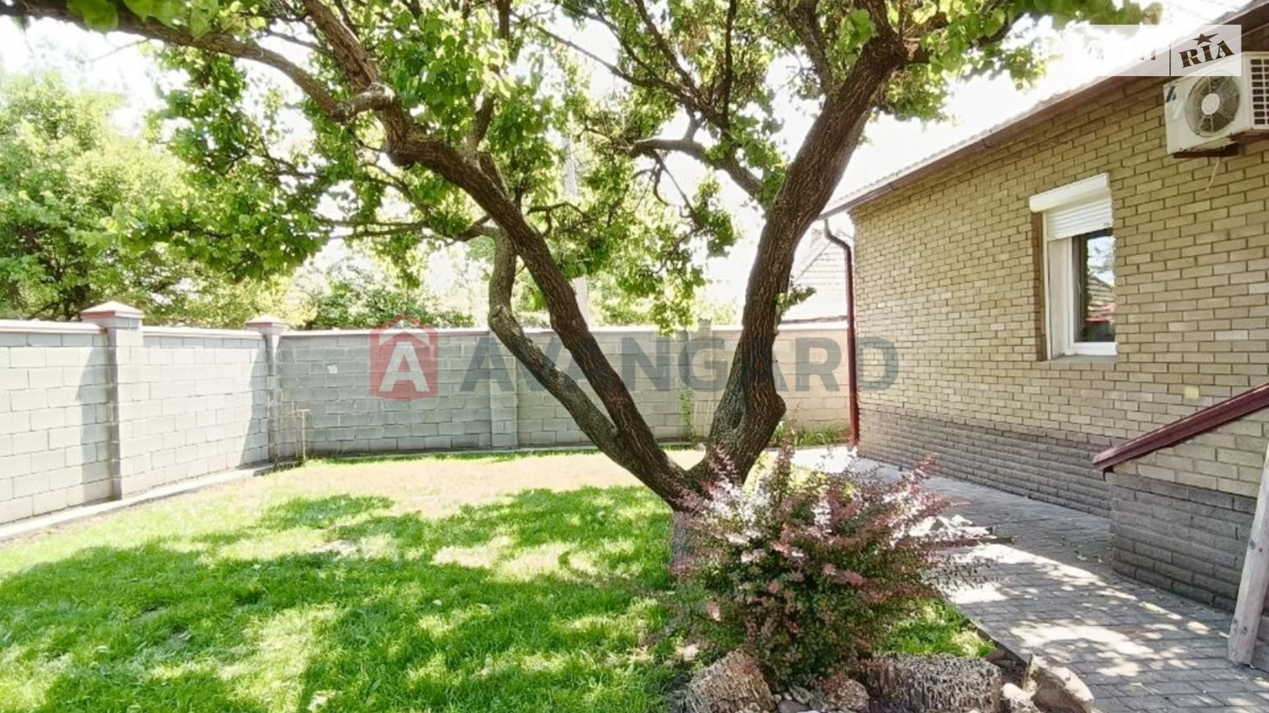 Продается одноэтажный дом 188 кв. м с гаражом, цена: 125000 $ - фото 5