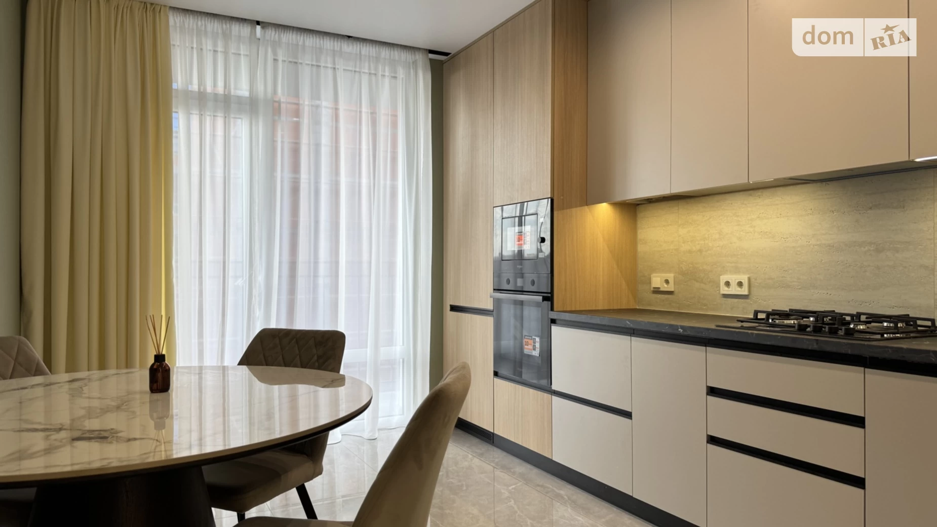 Продается 1-комнатная квартира 45 кв. м в Ивано-Франковске, ул. Крайковского - фото 3