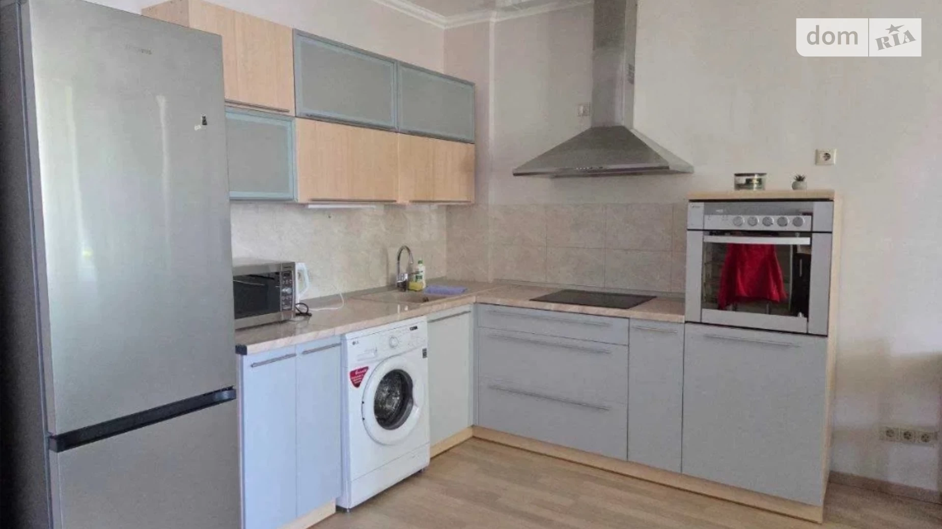 Сдается в аренду 1-комнатная квартира 44 кв. м в Киеве, ул. Регенераторная, 4 корпус 7 - фото 4