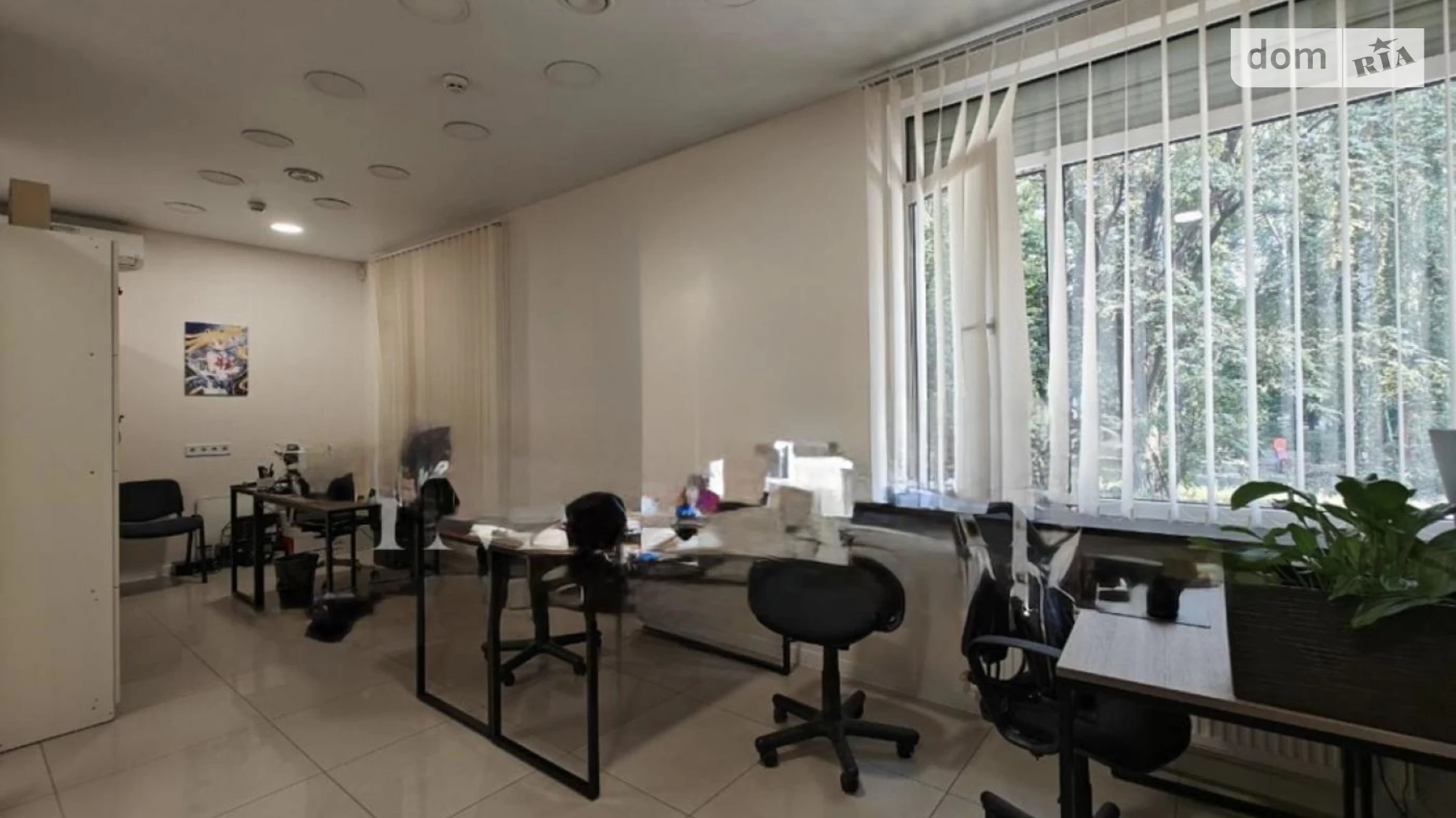 Продается офис 421 кв. м в бизнес-центре, цена: 560000 $ - фото 4