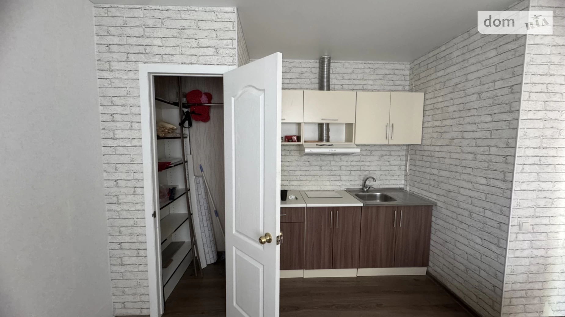 Сдается в аренду офис 23 кв. м в бизнес-центре, цена: 8000 грн - фото 2