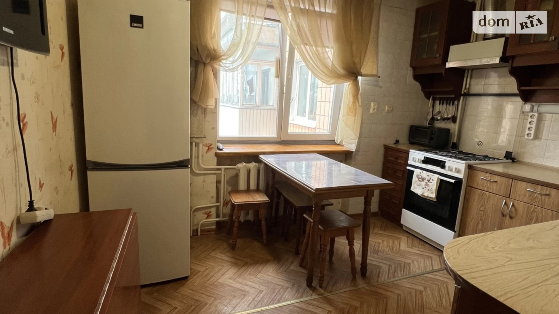 Продается 4-комнатная квартира 70.2 кв. м в Ровно, ул. Богоявленская - фото 3