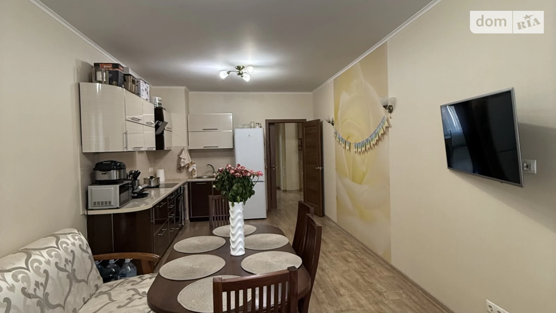 Продається 2-кімнатна квартира 75.1 кв. м у Одесі, мас. Радужний, 9/1 - фото 2