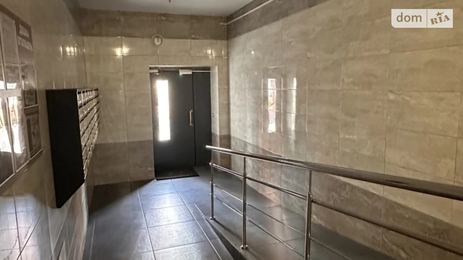 Продається 2-кімнатна квартира 76 кв. м у Житомирі, вул. Євгена Рихліка, 15 - фото 2