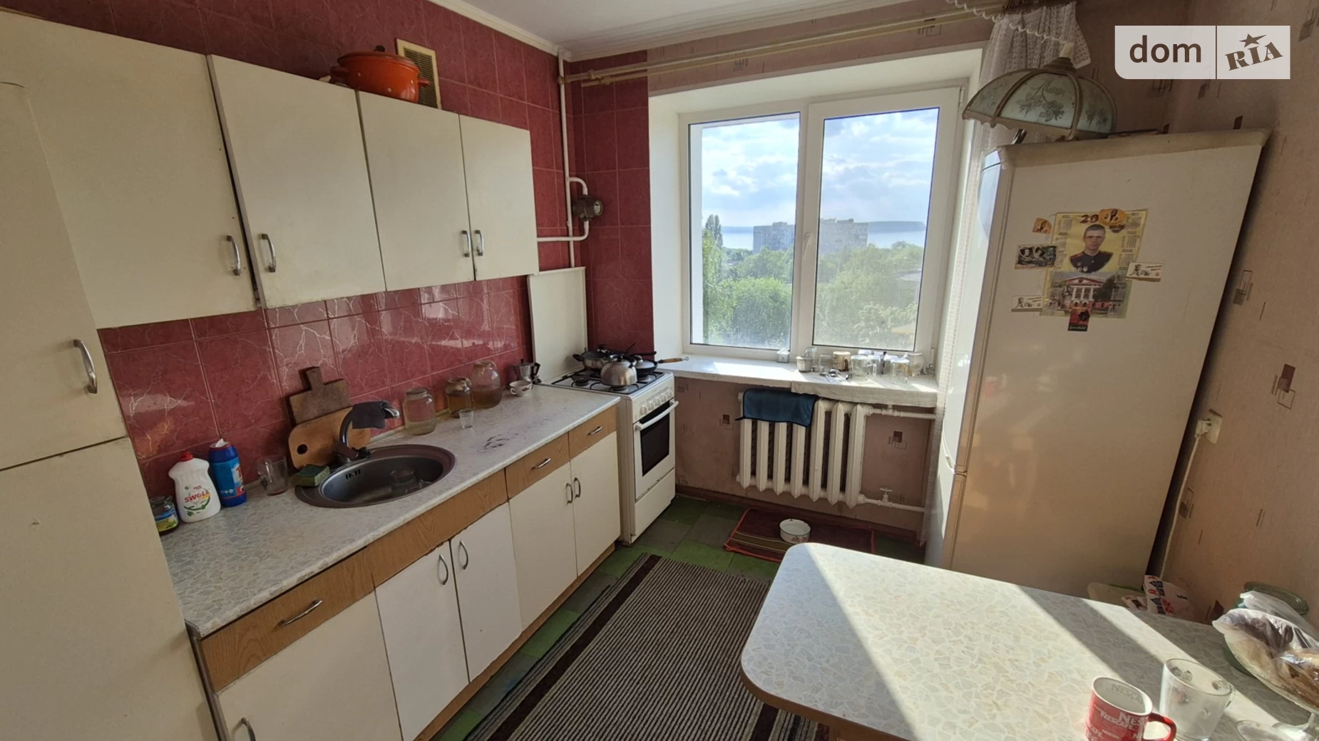 Продается 3-комнатная квартира 65 кв. м в Светловодске, ул. Строителей, 8 - фото 2