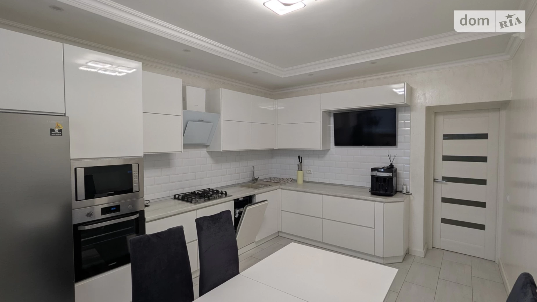 Сдается в аренду одноэтажный дом 100 кв. м с садом, цена: 800 $ - фото 4