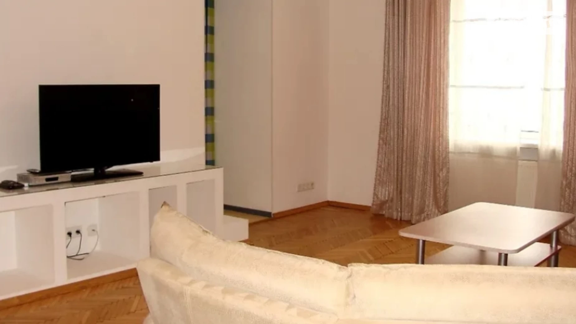 Сдается в аренду 3-комнатная квартира 85 кв. м в Полтаве, ул. Садовая - фото 3