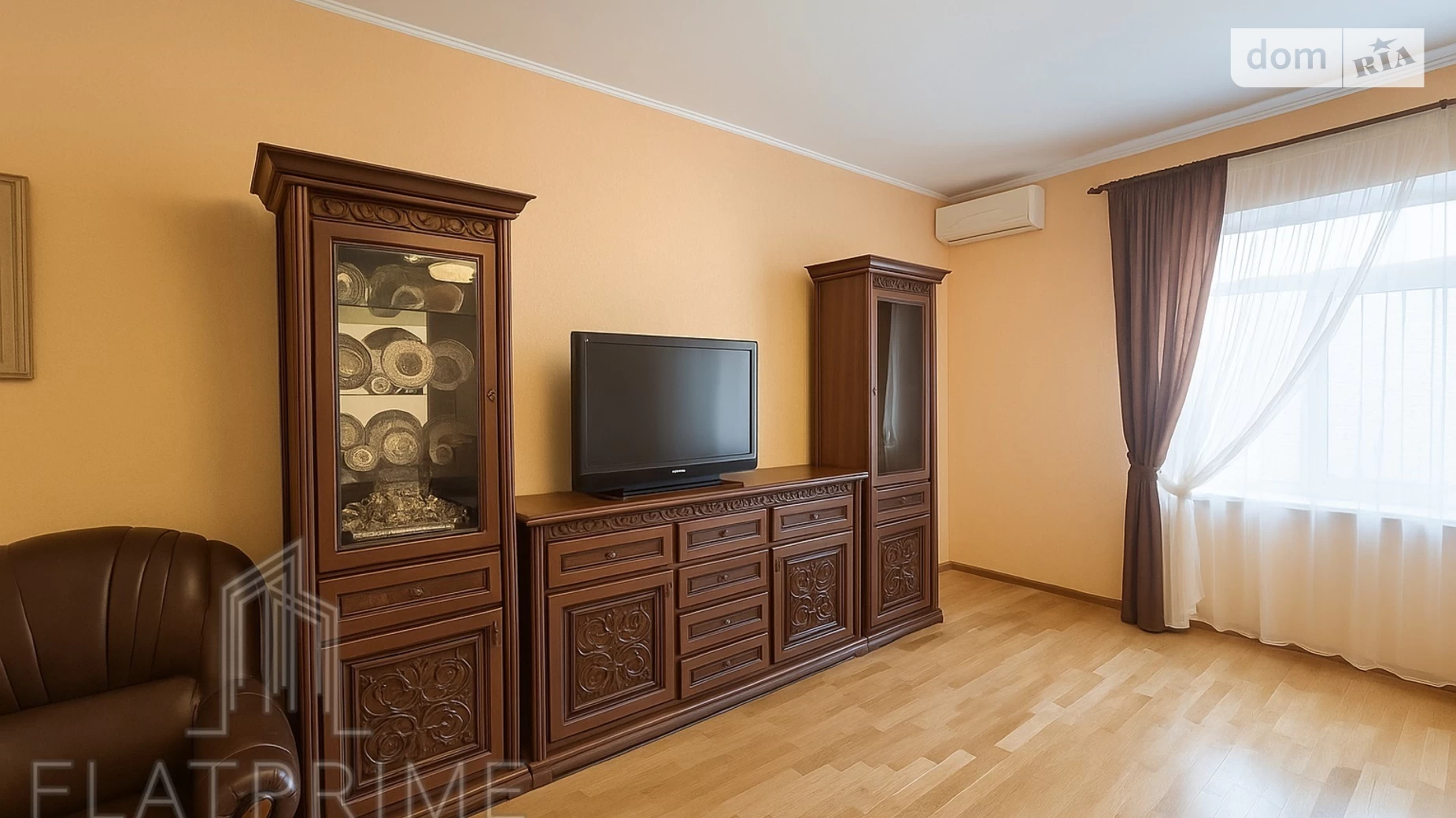 Продается дом на 2 этажа 219.4 кв. м с гаражом, цена: 260000 $ - фото 3