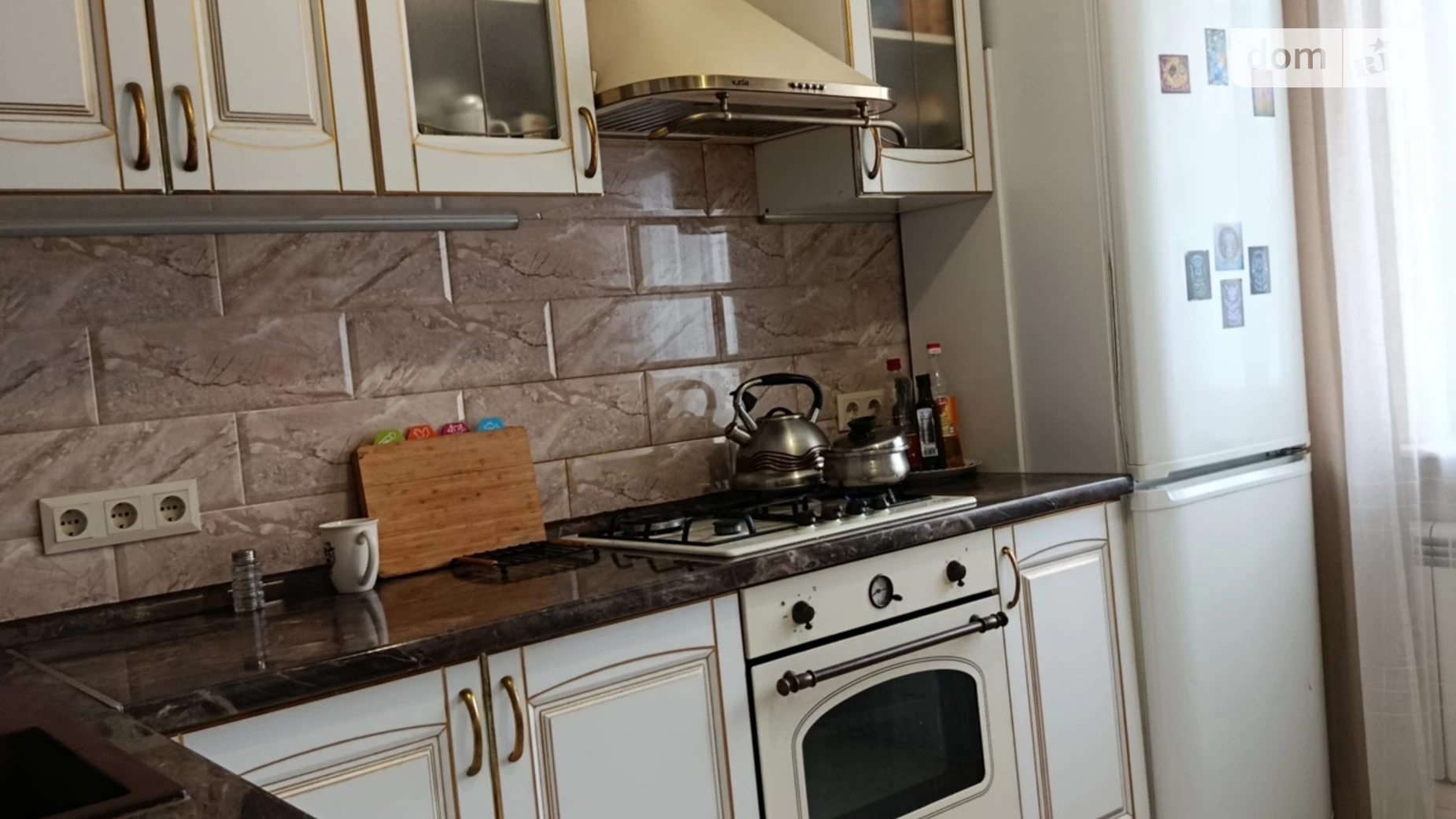 Продається 3-кімнатна квартира 71 кв. м у Києві, вул. Героїв Дніпра, 57 - фото 2