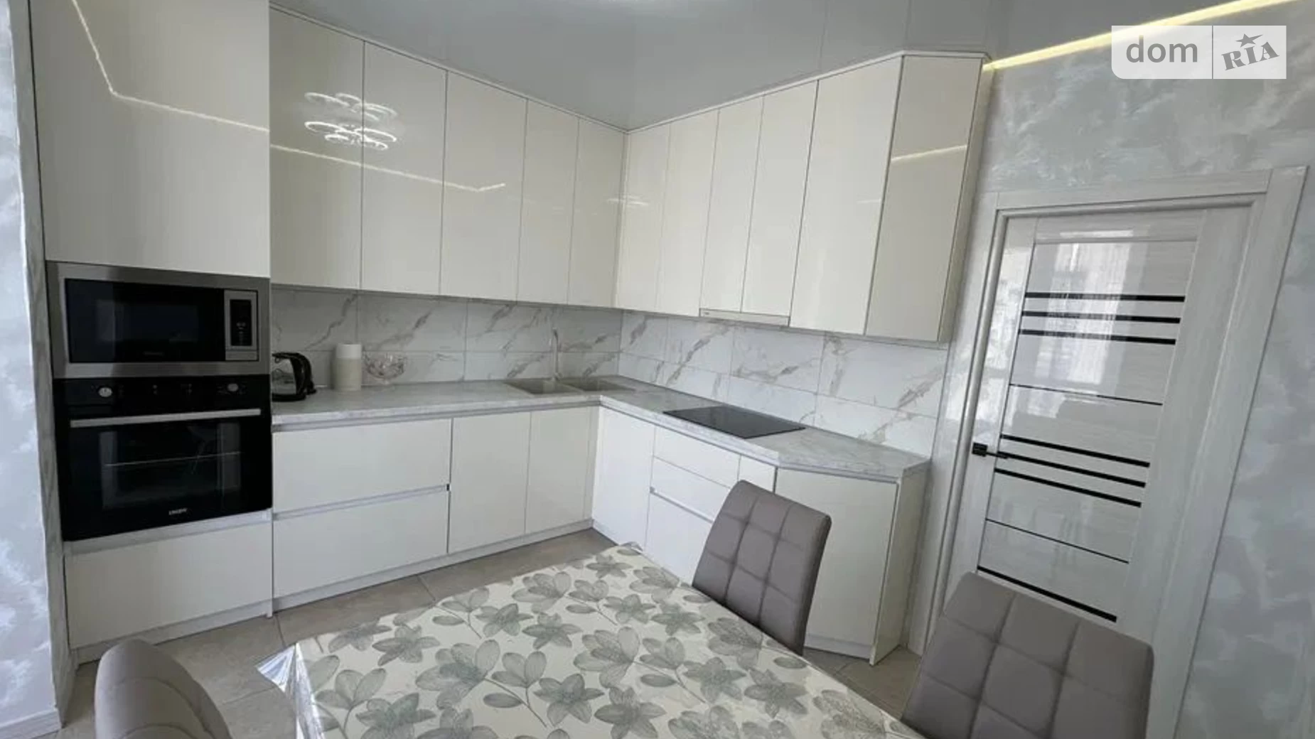 Продается 2-комнатная квартира 66.3 кв. м в Хмельницком, цена: 80000 $ - фото 3