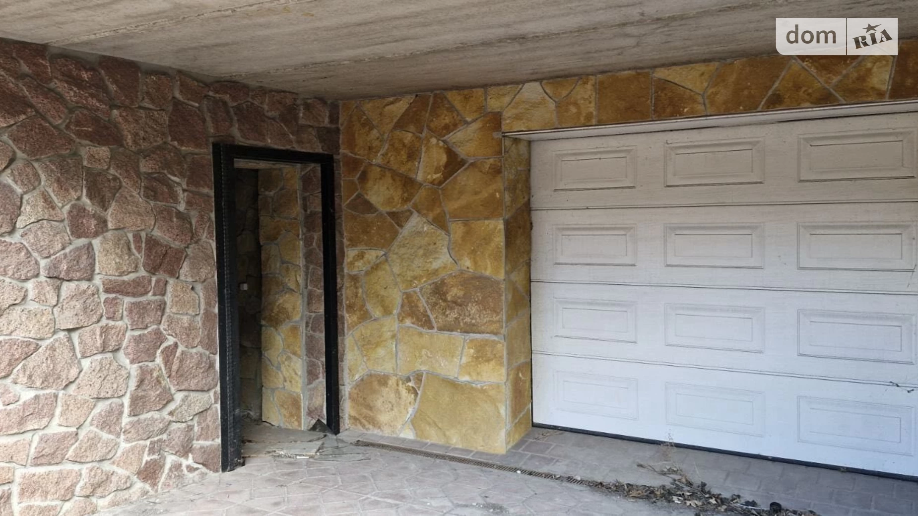Продается дом на 3 этажа 650 кв. м с верандой, цена: 350000 $ - фото 4