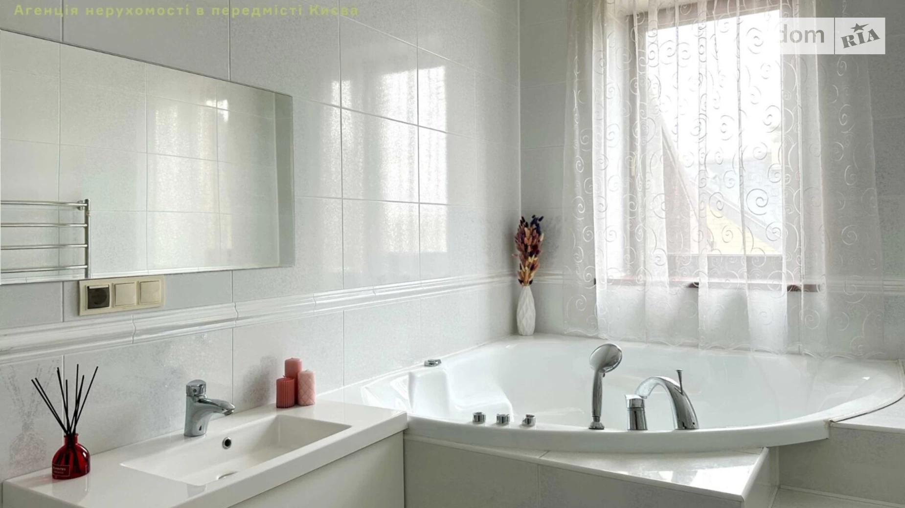 Продается дом на 3 этажа 262 кв. м с камином, цена: 340000 $ - фото 4