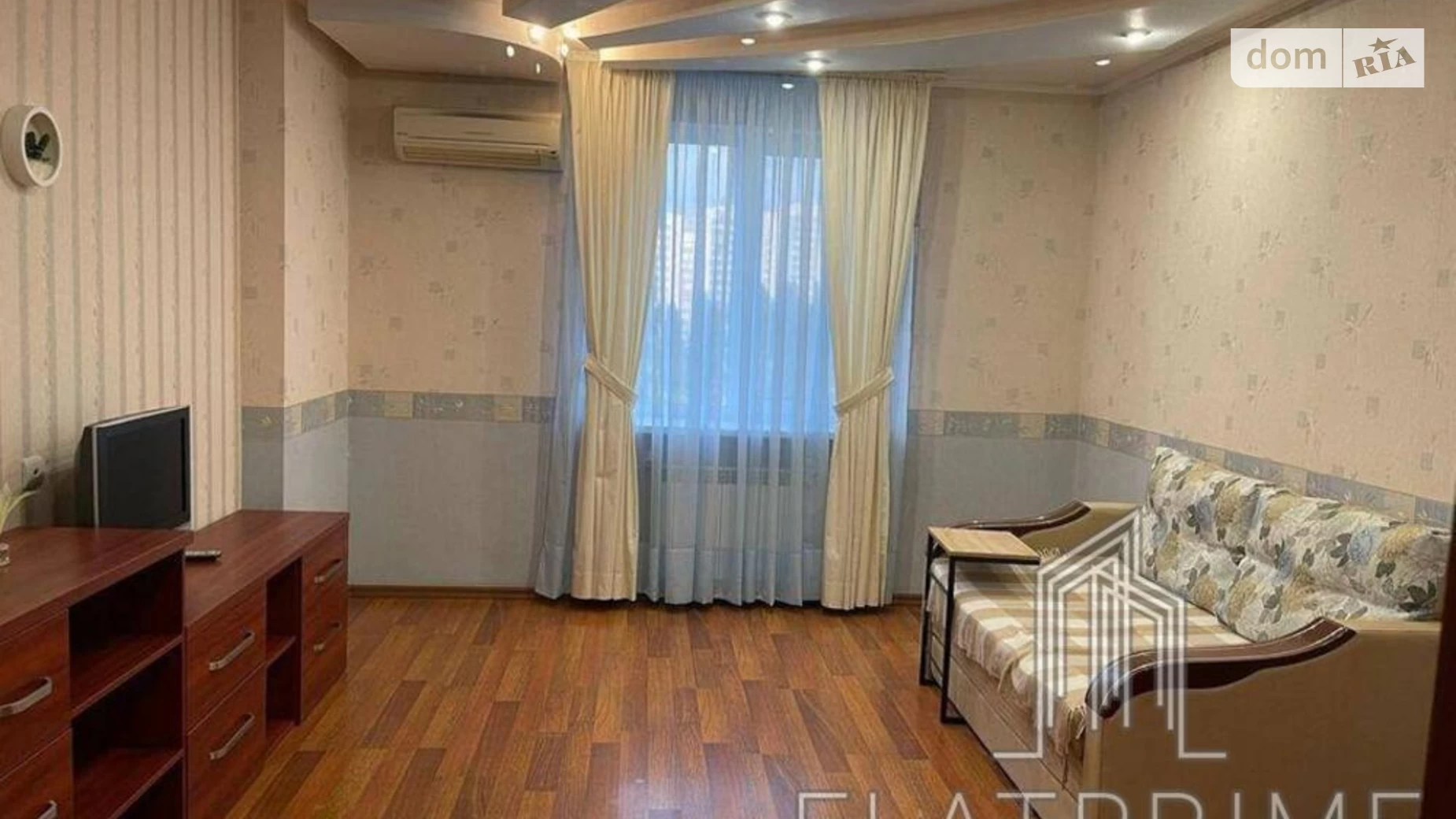 Продается 1-комнатная квартира 50 кв. м в Киеве, просп. Леся Курбаса(50-летия Октября), 7А - фото 2