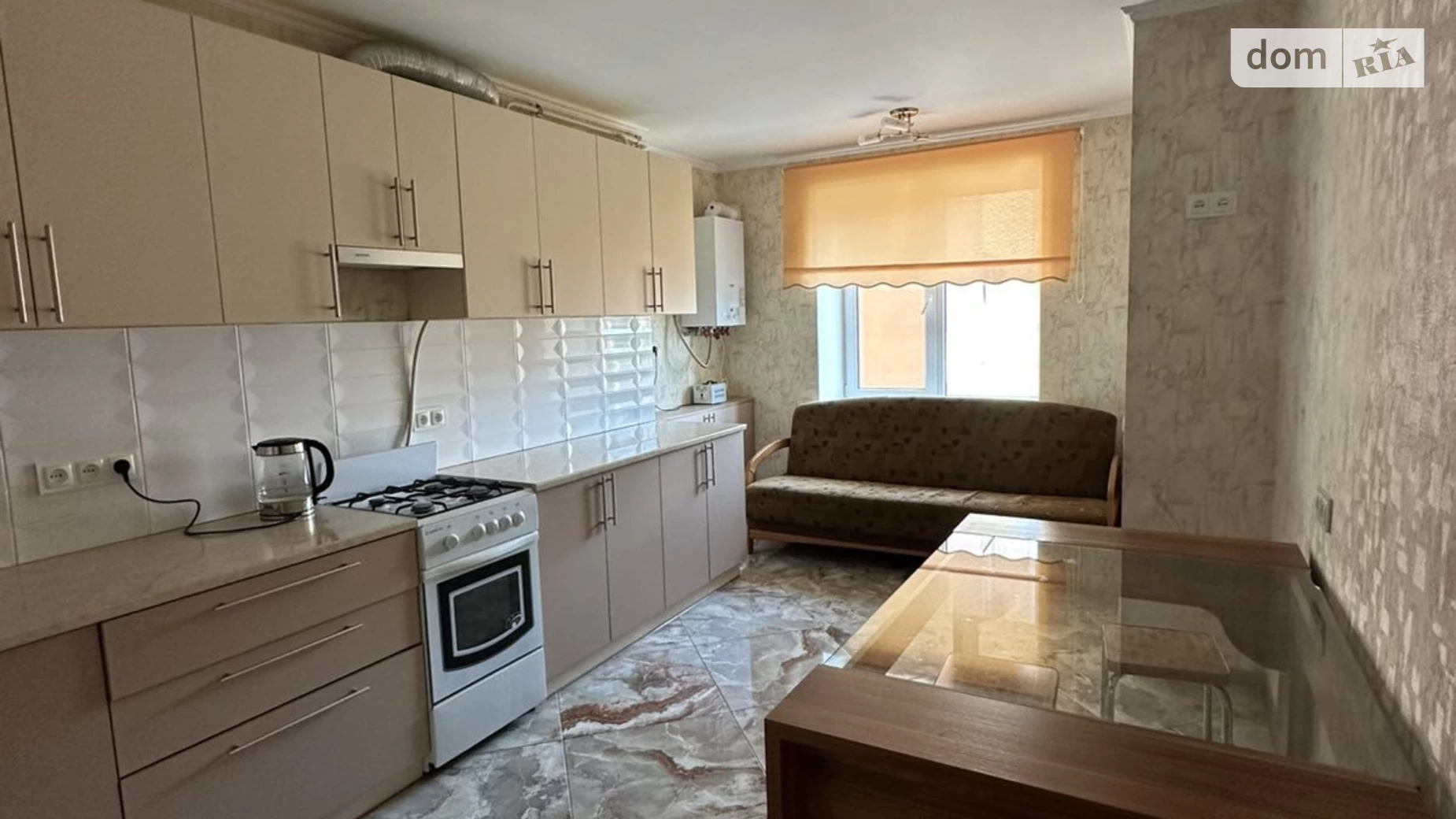 1-кімнатна квартира 50 кв. м у Луцьку, вул. Кравчука, 11Д - фото 3