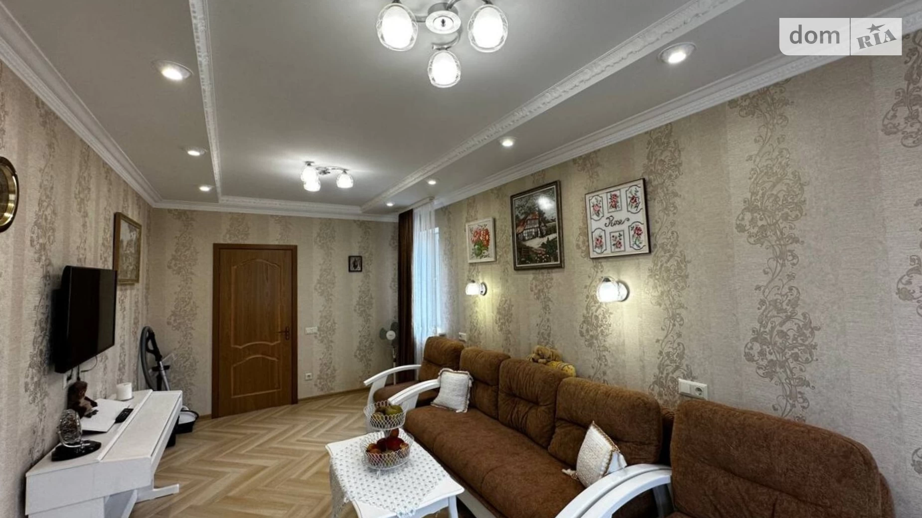 Продається частина будинку 225.9 кв. м з гаражем, цена: 250000 $ - фото 4