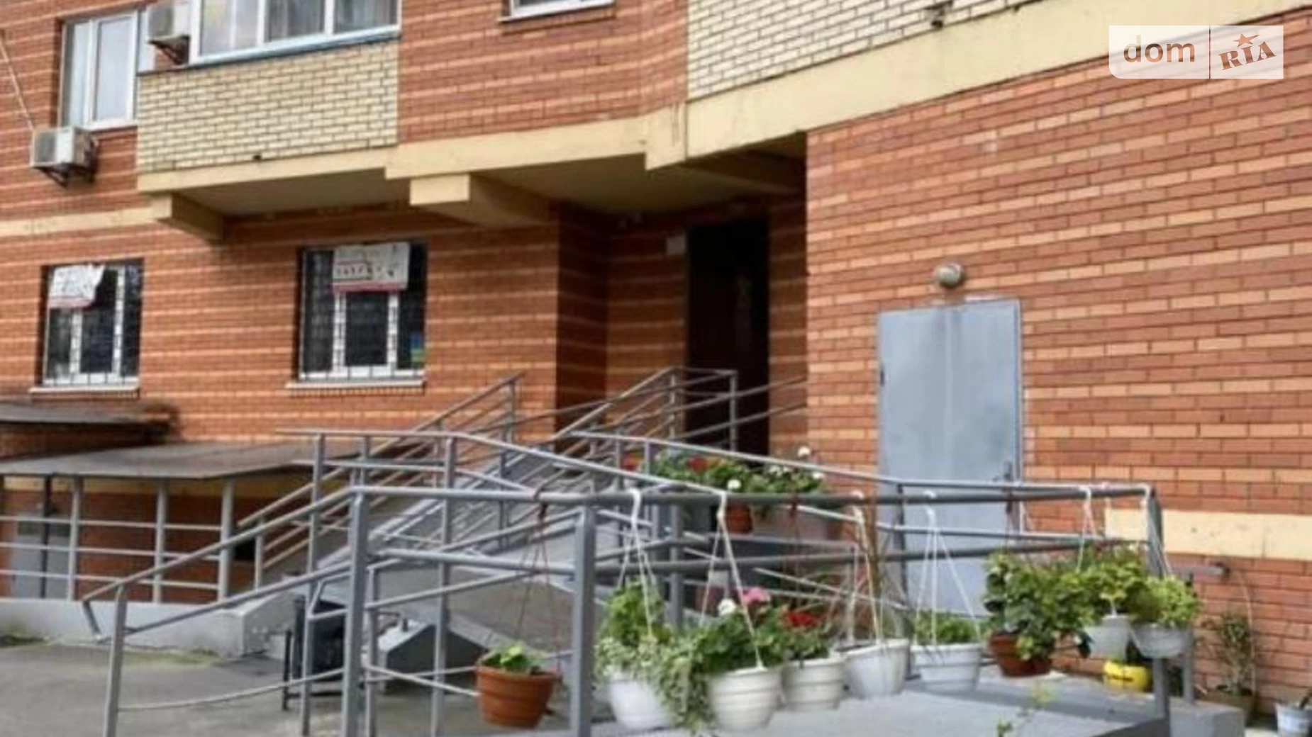 Продається 1-кімнатна квартира 61 кв. м у Києві, вул. Срібнокільська, 12 - фото 3