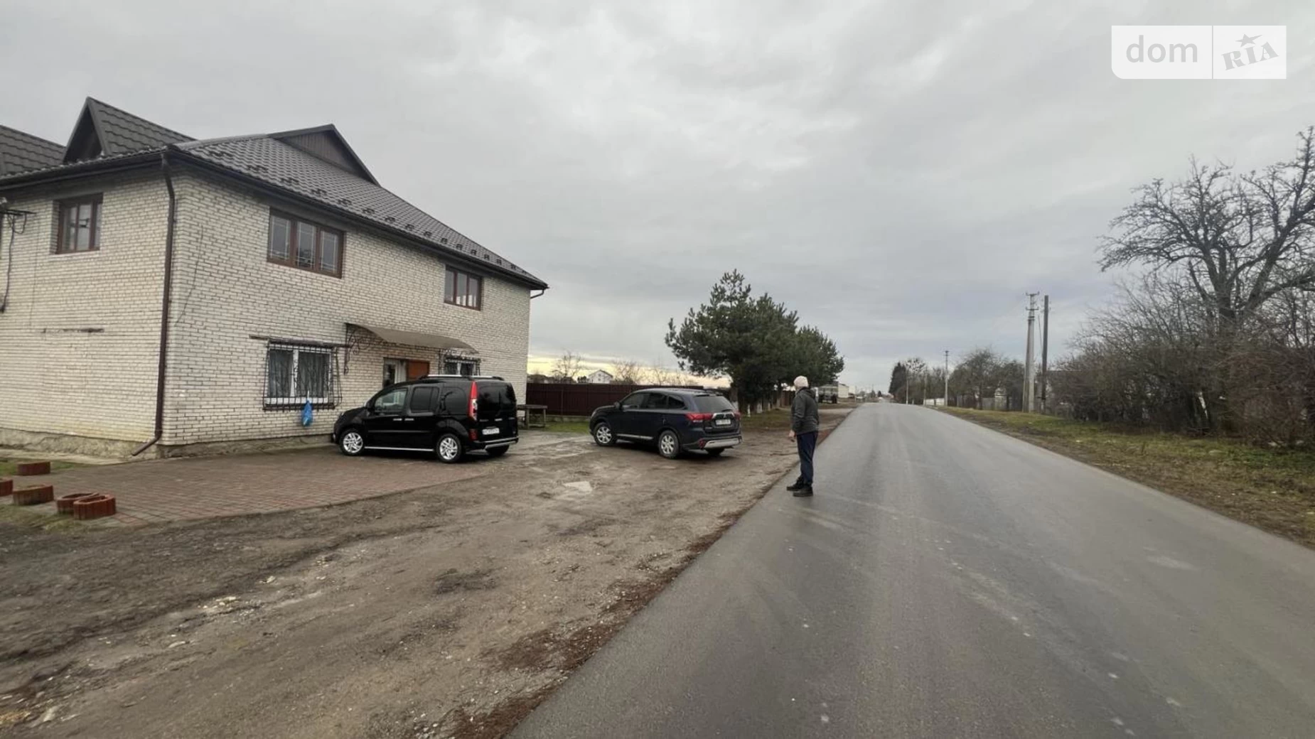 Продается дом на 2 этажа 333.1 кв. м с садом, цена: 65000 $ - фото 2