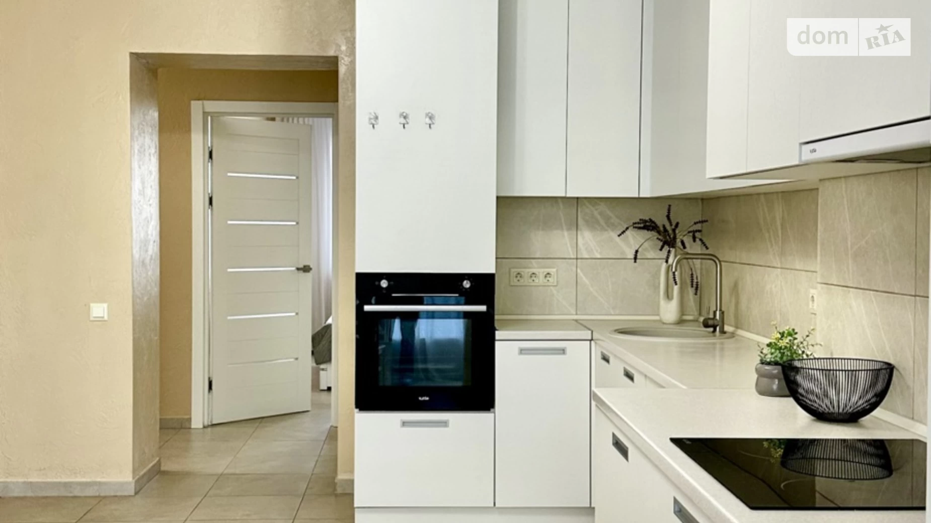 Продается 3-комнатная квартира 76 кв. м в Буче, ул. Ивана Кожедуба, 8А - фото 3