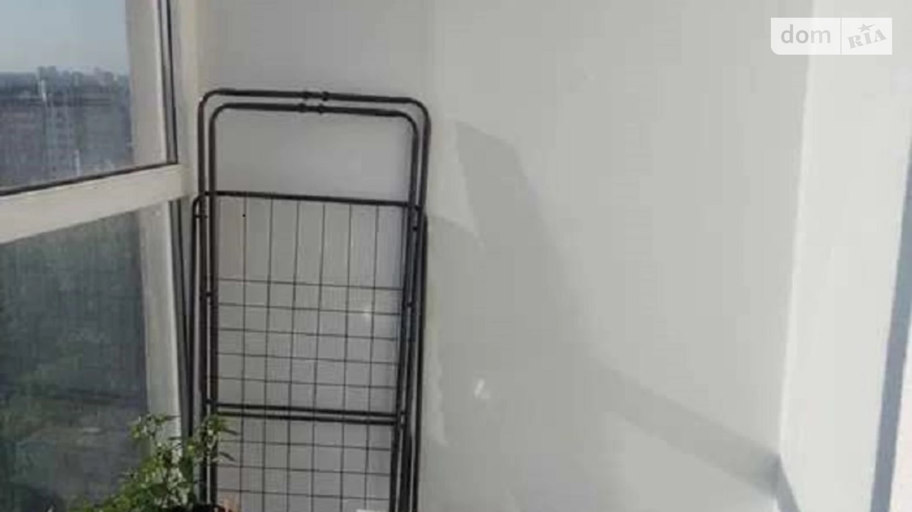 Продается 1-комнатная квартира 40 кв. м в Киеве, ул. Гродненская, 14 - фото 3