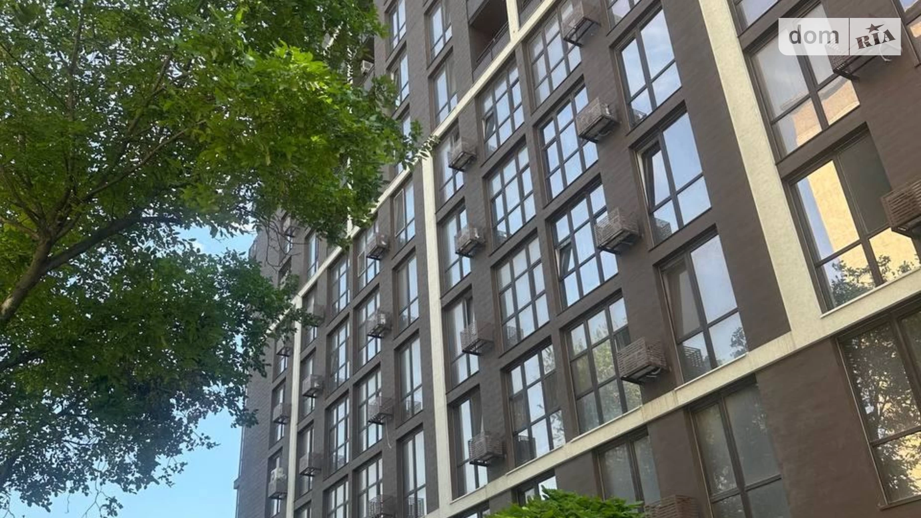 Продается 1-комнатная квартира 40 кв. м в Одессе, ул. Гераневая, 7 - фото 2