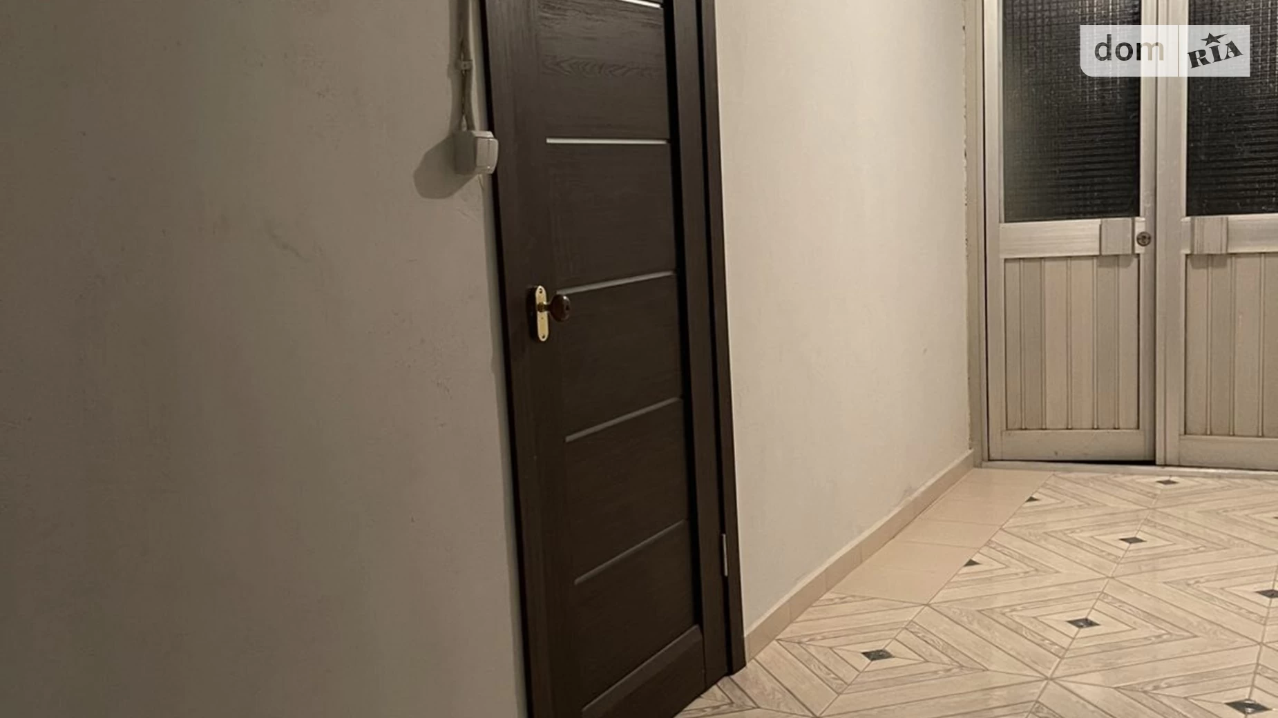 Здається в оренду приміщення вільного призначення 20 кв. м в 5-поверховій будівлі, цена: 4000 грн - фото 4