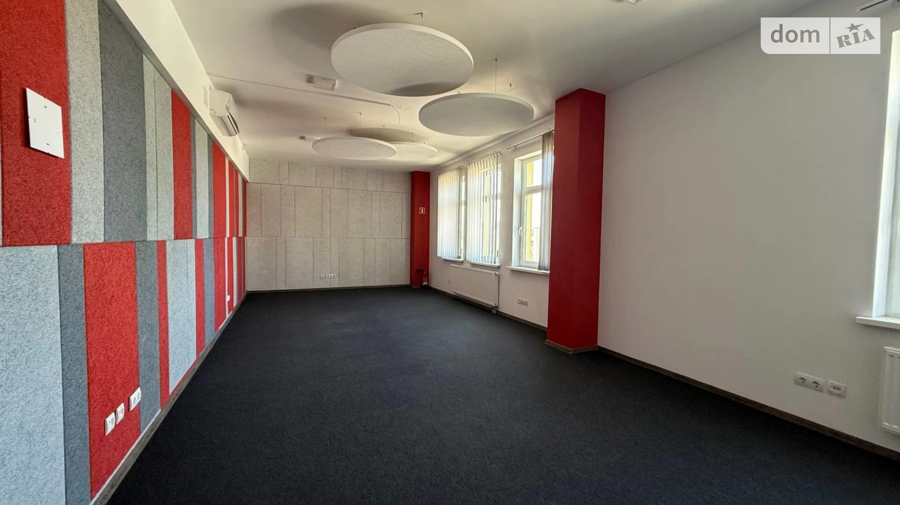 Сдается в аренду офис 440 кв. м в бизнес-центре, цена: 5280 $ - фото 3