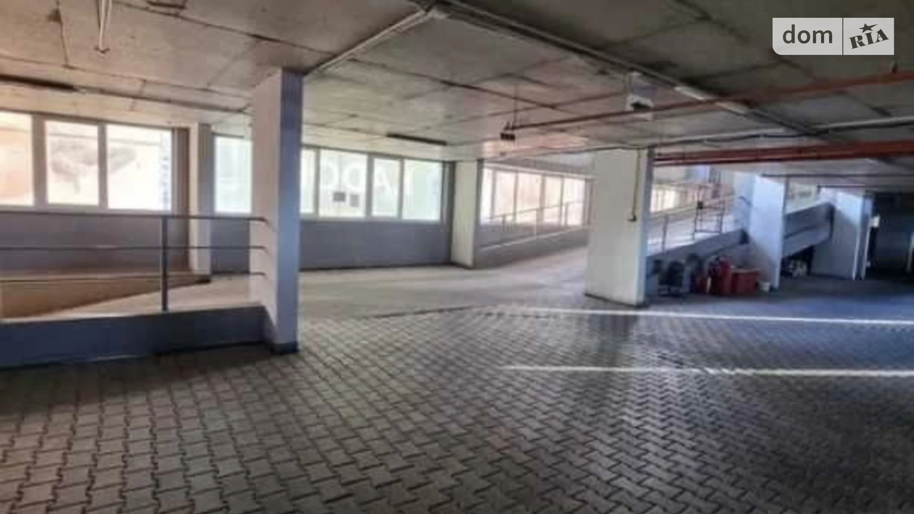 Сдается в аренду подземный паркинг под легковое авто на 13 кв. м, цена: 2000 грн - фото 4