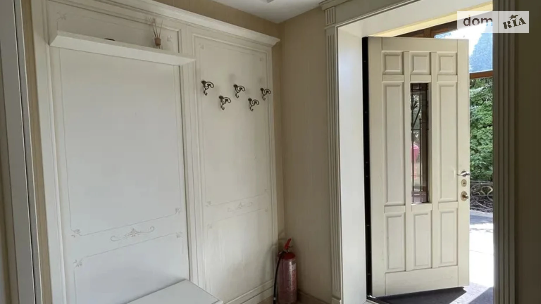 Продается дом на 2 этажа 259.7 кв. м с мебелью, цена: 380000 $ - фото 5