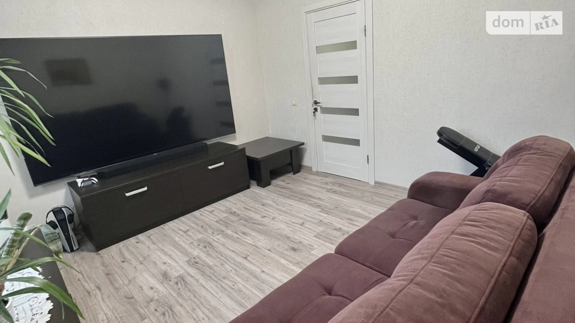 Продается 3-комнатная квартира 76.5 кв. м в Ровно, ул. Мицкевича, 130 - фото 4