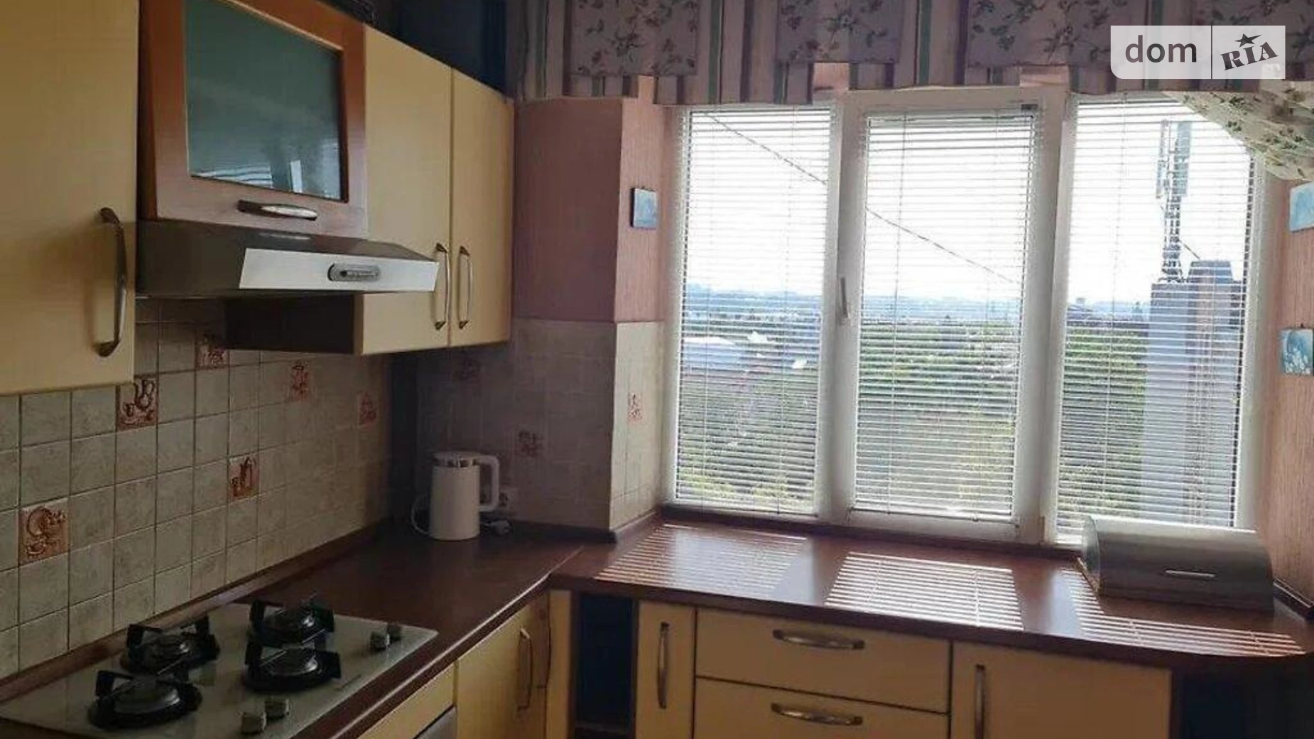 Продается 2-комнатная квартира 53 кв. м в Львове, ул. Нежинская, 9 - фото 3