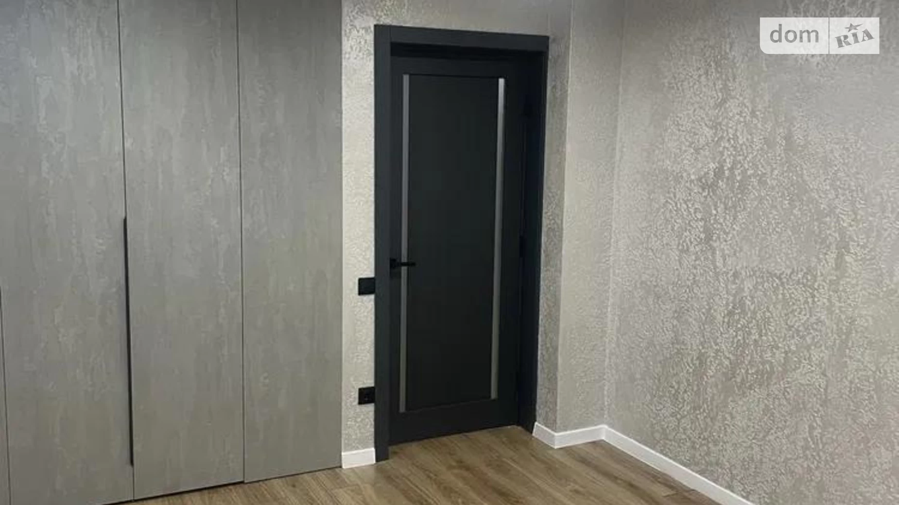 Продается 1-комнатная квартира 43 кв. м в Львове, ул. Глинянский Тракт - фото 2