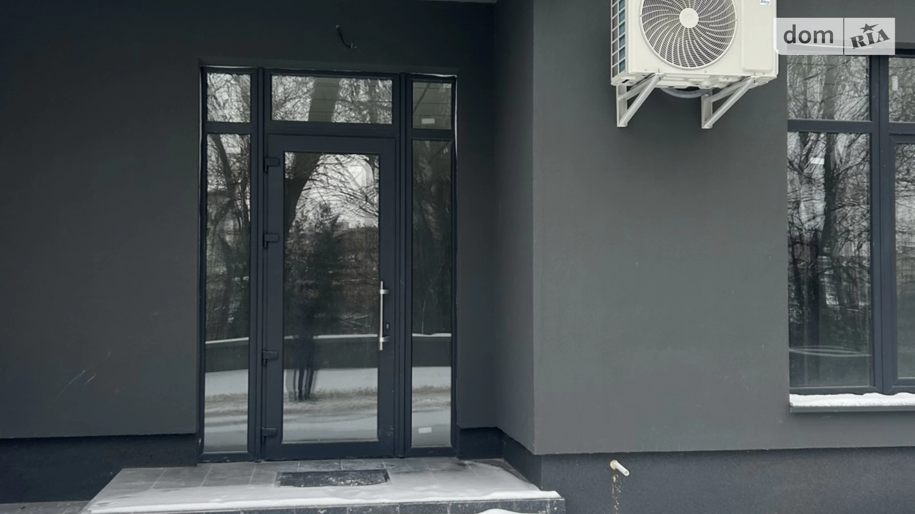 Продается помещения свободного назначения 66 кв. м в 15-этажном здании, цена: 95000 $ - фото 2