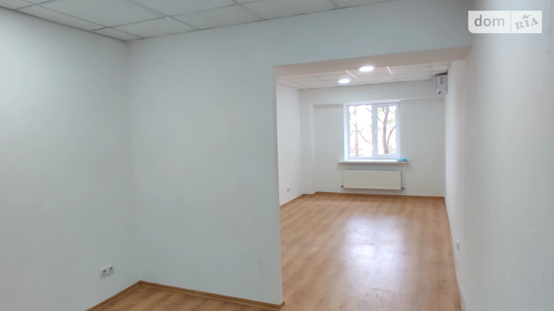 Сдается в аренду офис 25 кв. м в бизнес-центре, цена: 7500 грн - фото 2