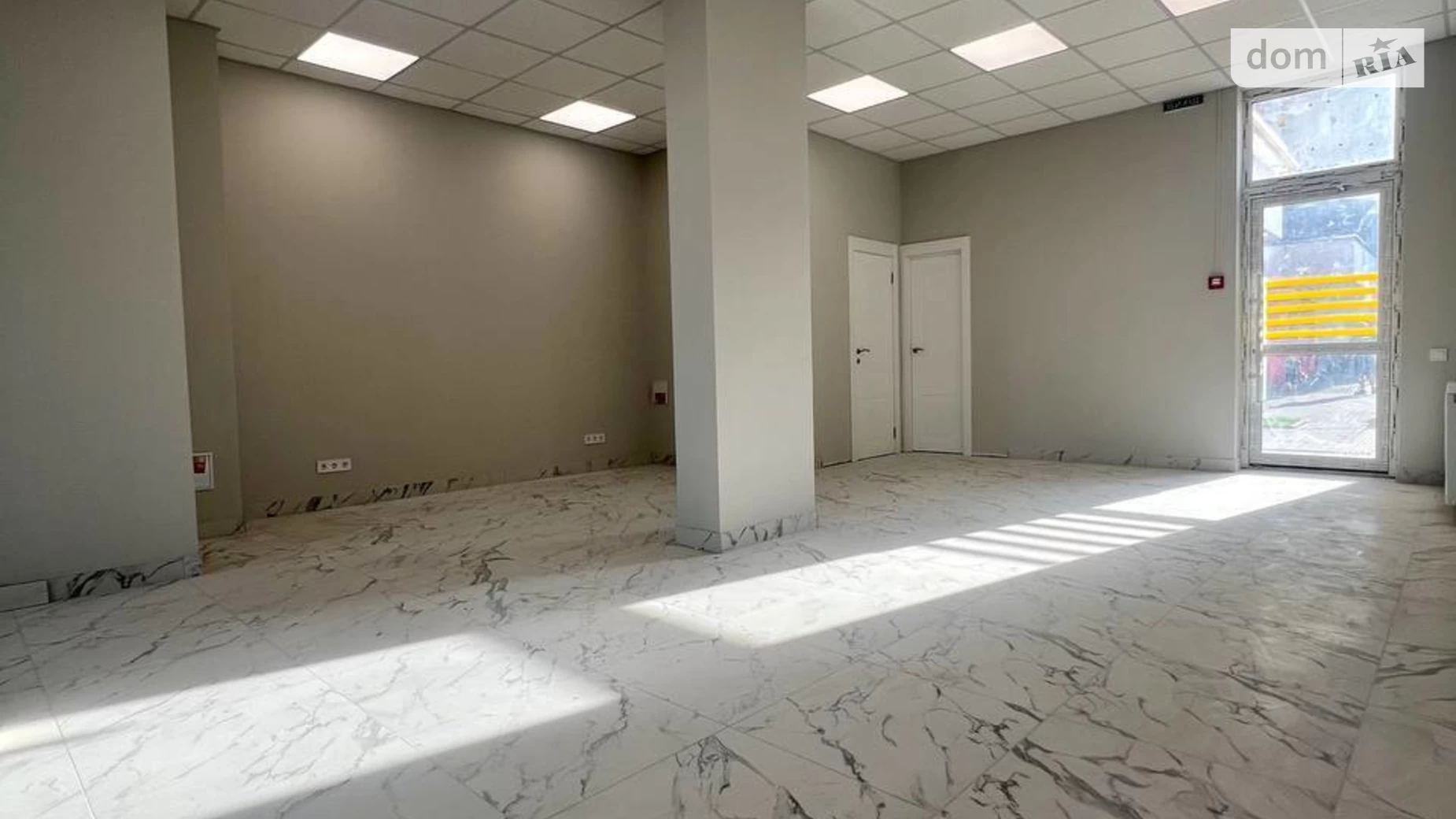 Сдается в аренду помещения свободного назначения 62.6 кв. м в 10-этажном здании, цена: 630 $ - фото 2